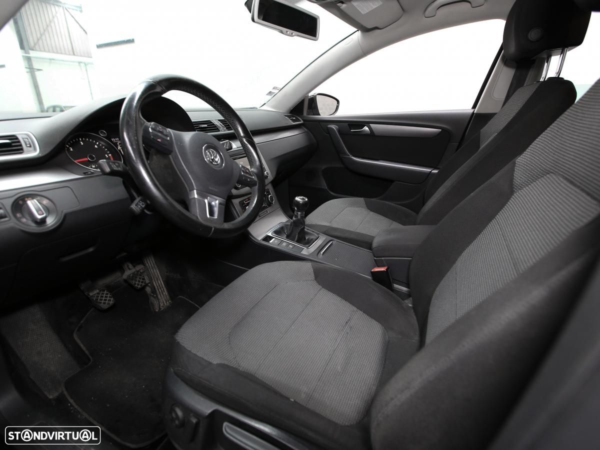 VW Passat Variant 2.0 TDi Confortline - 4