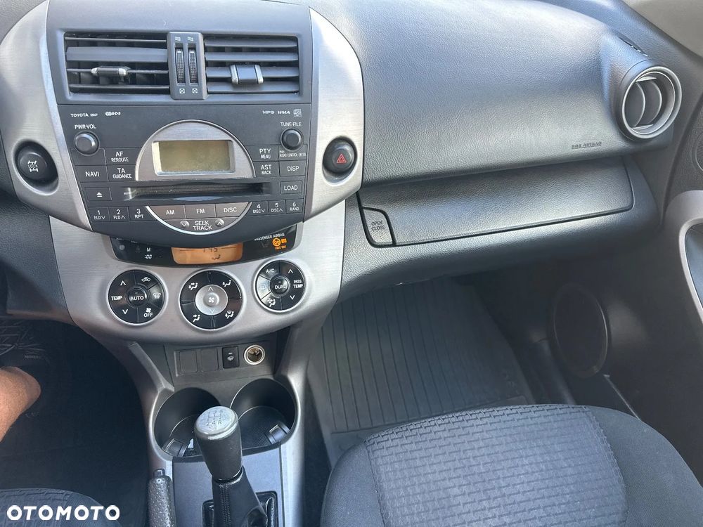 Toyota RAV4 - 20