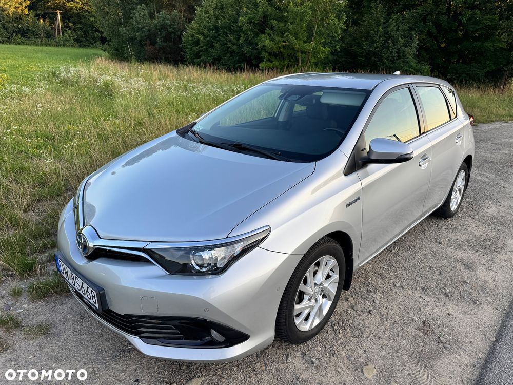 Toyota Auris Hybrid 135 Comfort - 9