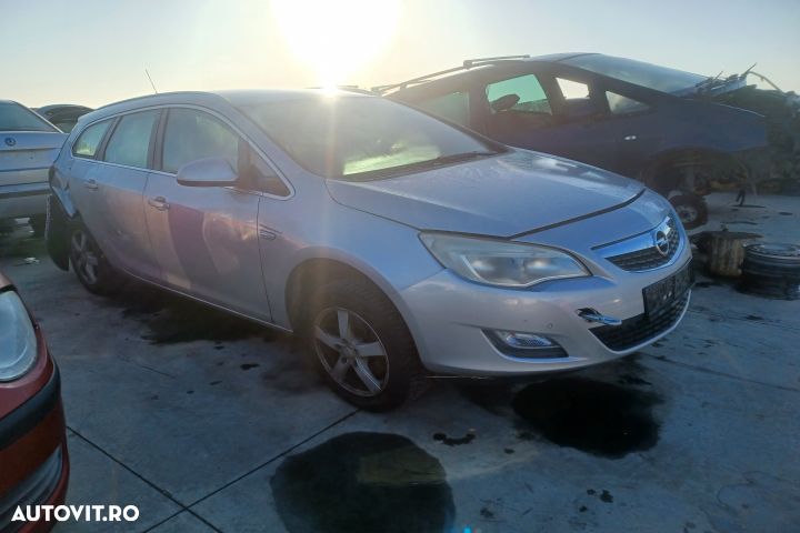 Galerie admisie 55584234 Opel Astra J [2009 - 2012] Sports Tourer wag - 7