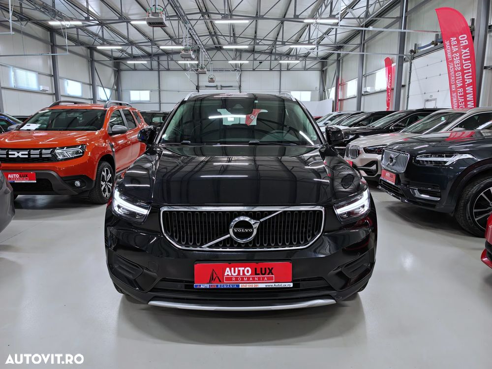 Volvo XC 40 T3 Momentum Pro - 3