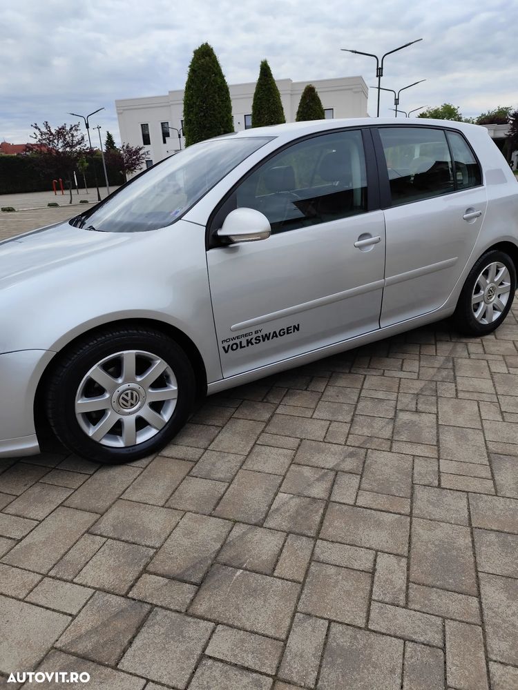 Volkswagen Golf - 4