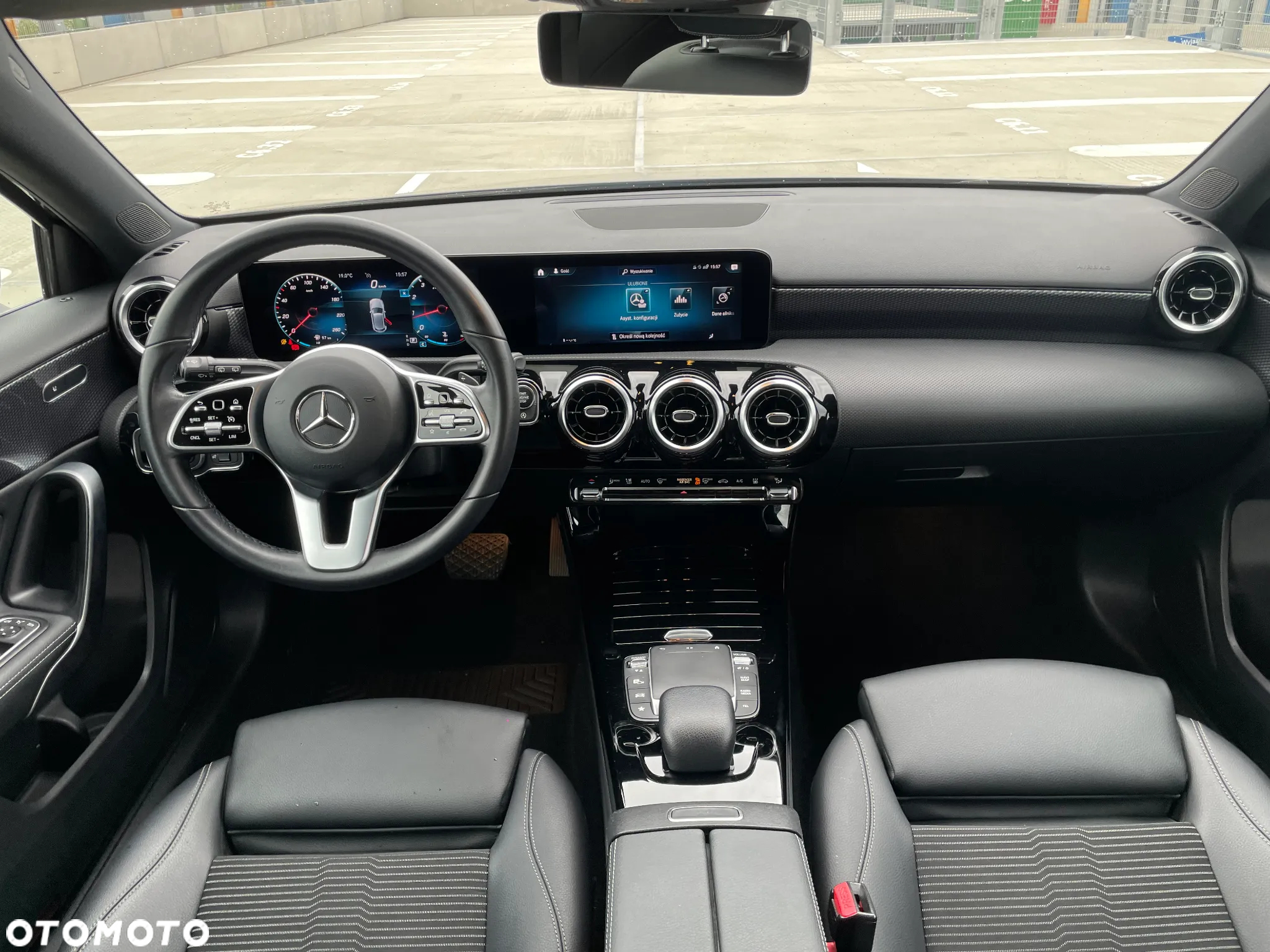 Mercedes-Benz Klasa A 180 Progressive 7G-DCT - 25