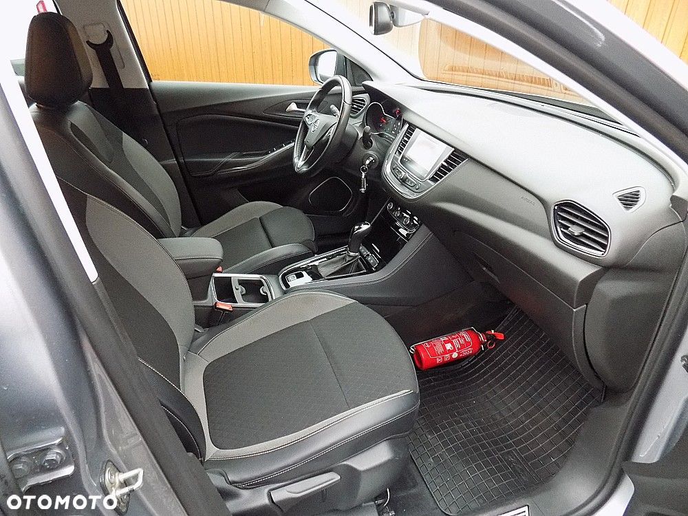 Opel Grandland X - 8
