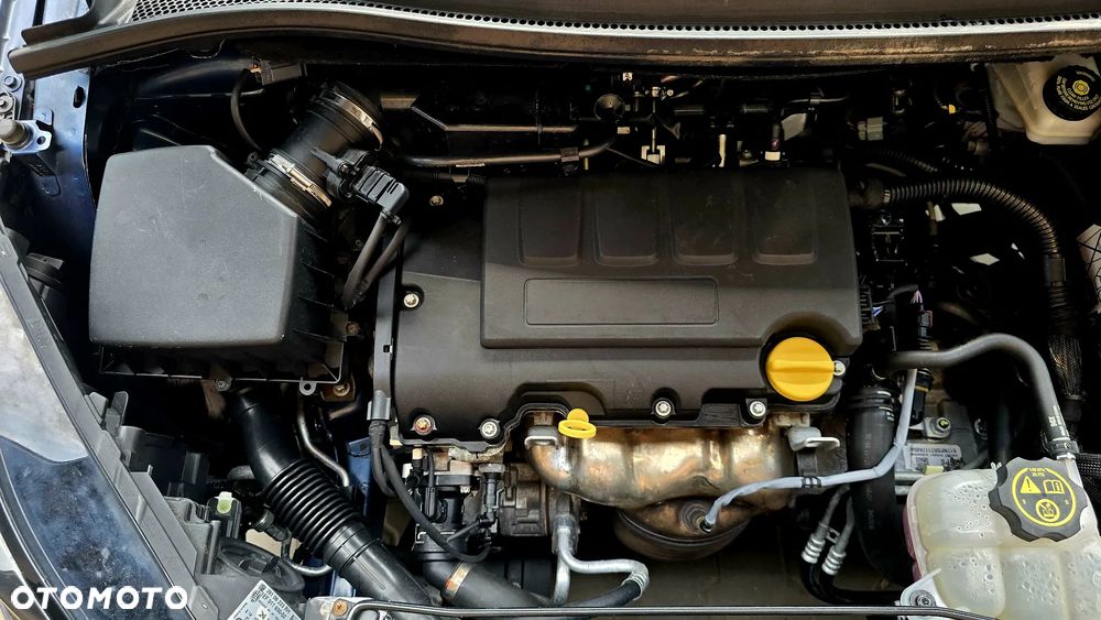 Opel Corsa 1.4 16V Automatik Innovation - 21