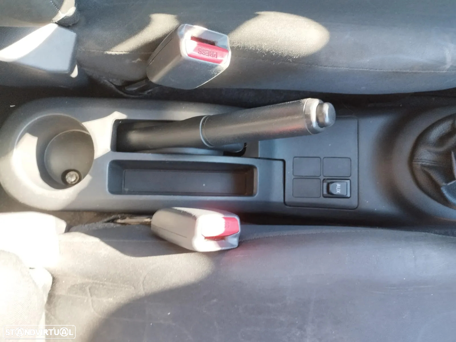 Toyota Yaris 1.4 D-4D AC - 8