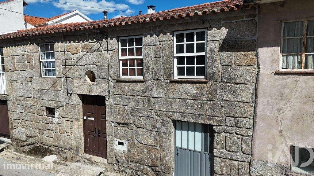 Moradia em banda T1 em Travanca de Lagos de 51 m2 - Grande imagem: 2/11
