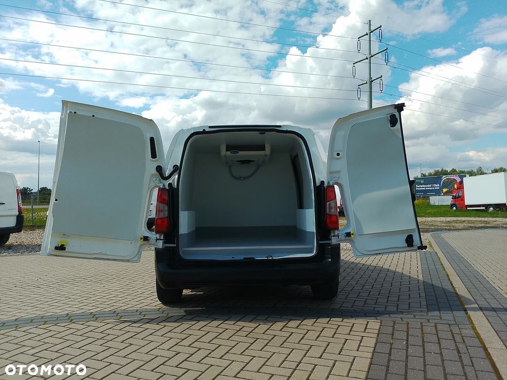 Peugeot Partner Berlingo Combo Doblo 3osoby Izoterma Chłodnia Mroźnia do lodów minus 20 stopni 220V grzanie - 13