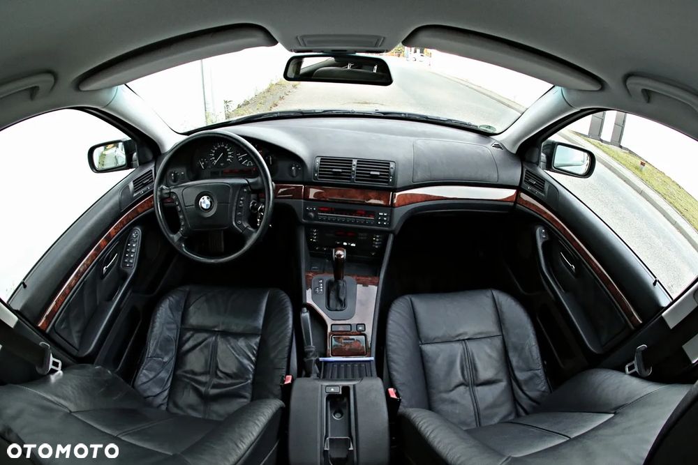 BMW Seria 5 - 23