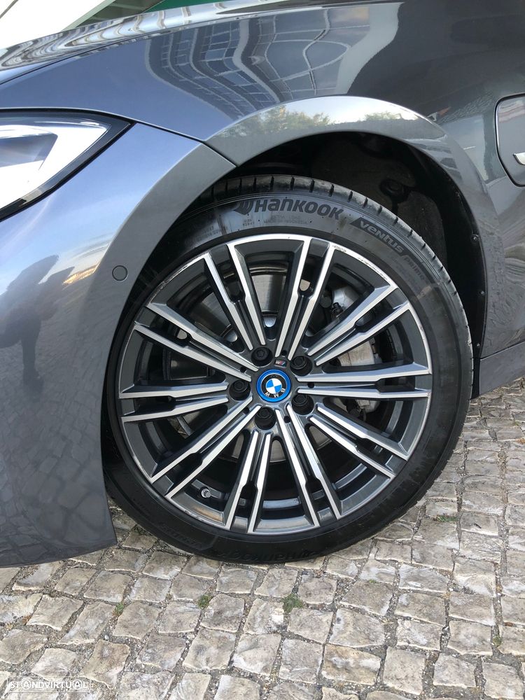 BMW 330 e Pack M Auto - 10