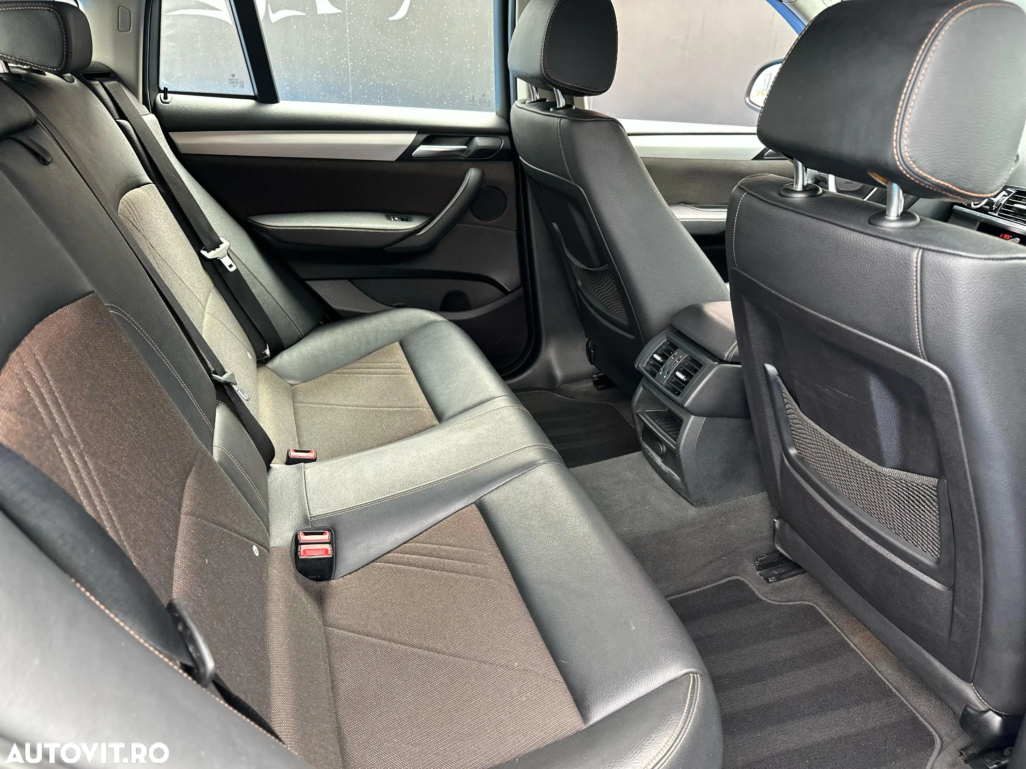 BMW X4 xDrive20d - 8