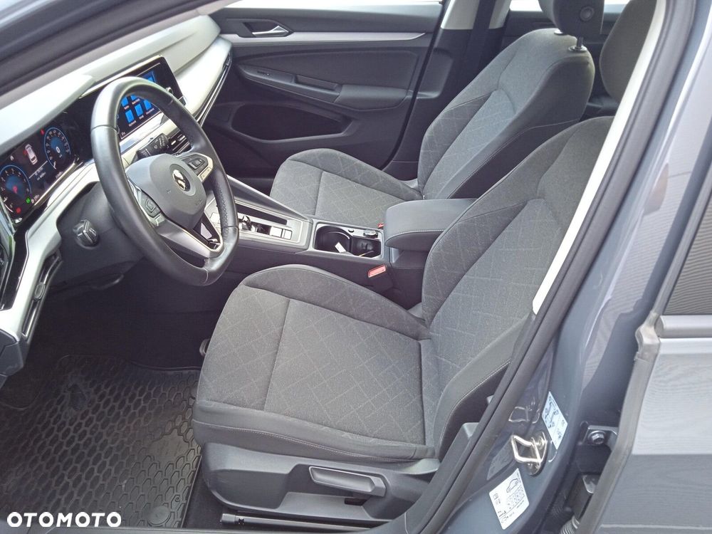 Volkswagen Golf - 12