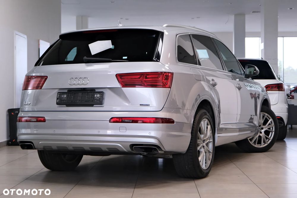 Audi Q7 - 18