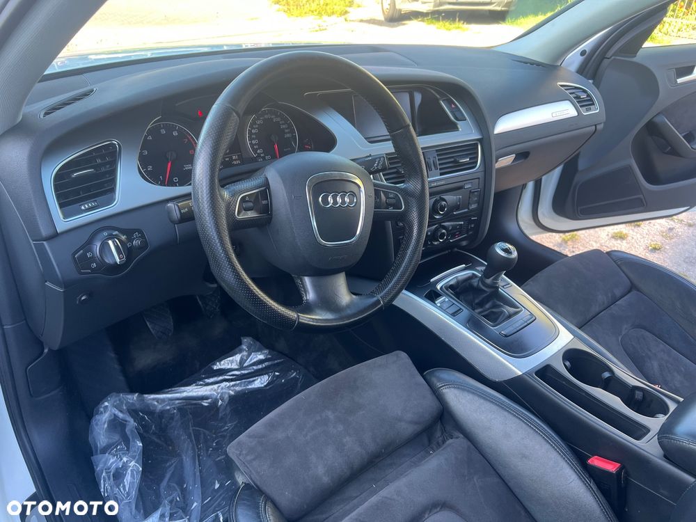 Audi A4 Avant 2.0 TFSI Ambition - 24