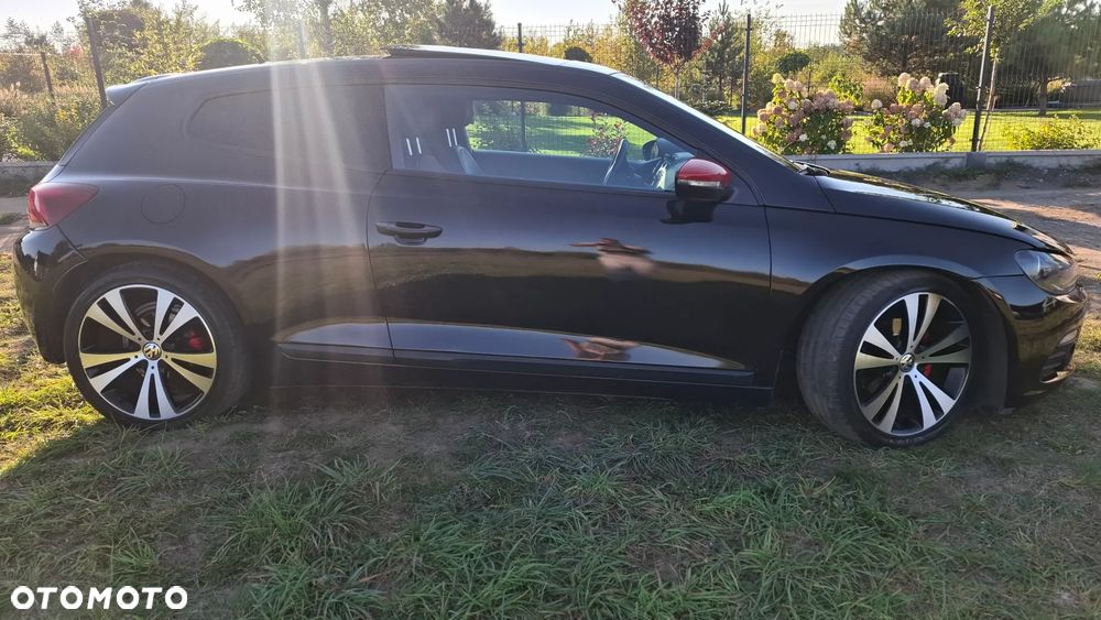 Volkswagen Scirocco 2.0 TDI - 5