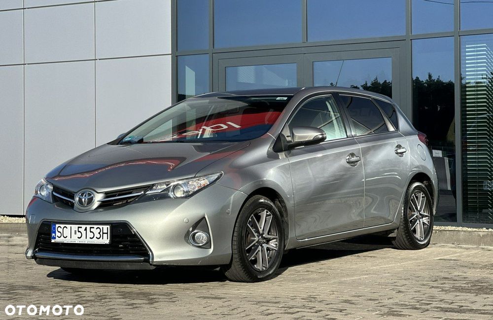 Toyota Auris 1.6 Valvematic Multidrive S Life Plus - 4