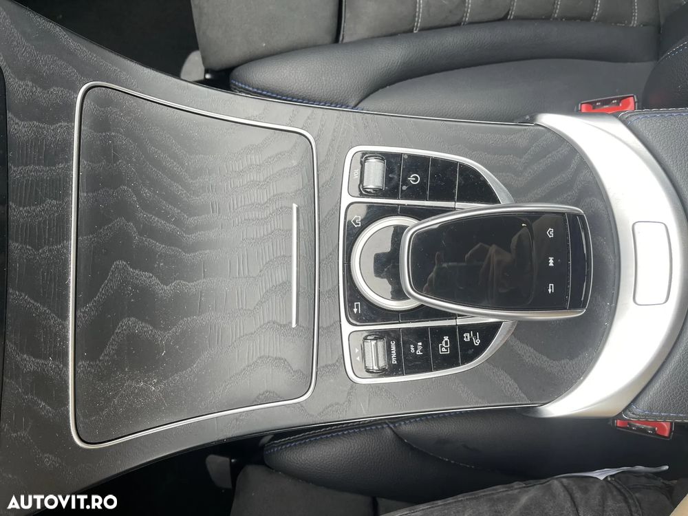 Mercedes-Benz C 300 e 9G-TRONIC AMG Line - 13