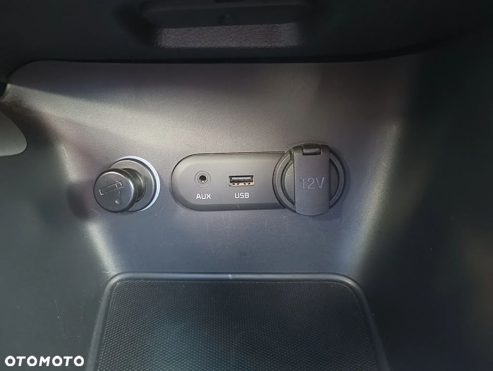 Kia Ceed 1.6 GDI Dream Team Edition - 26