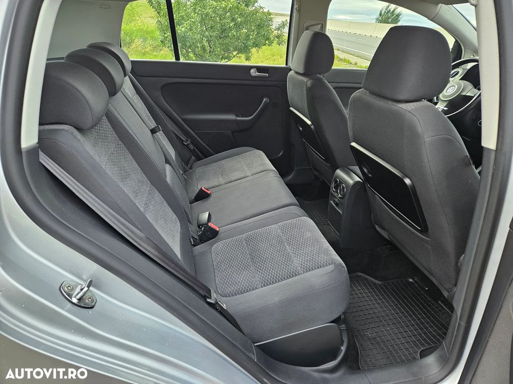 Volkswagen Golf Plus - 8