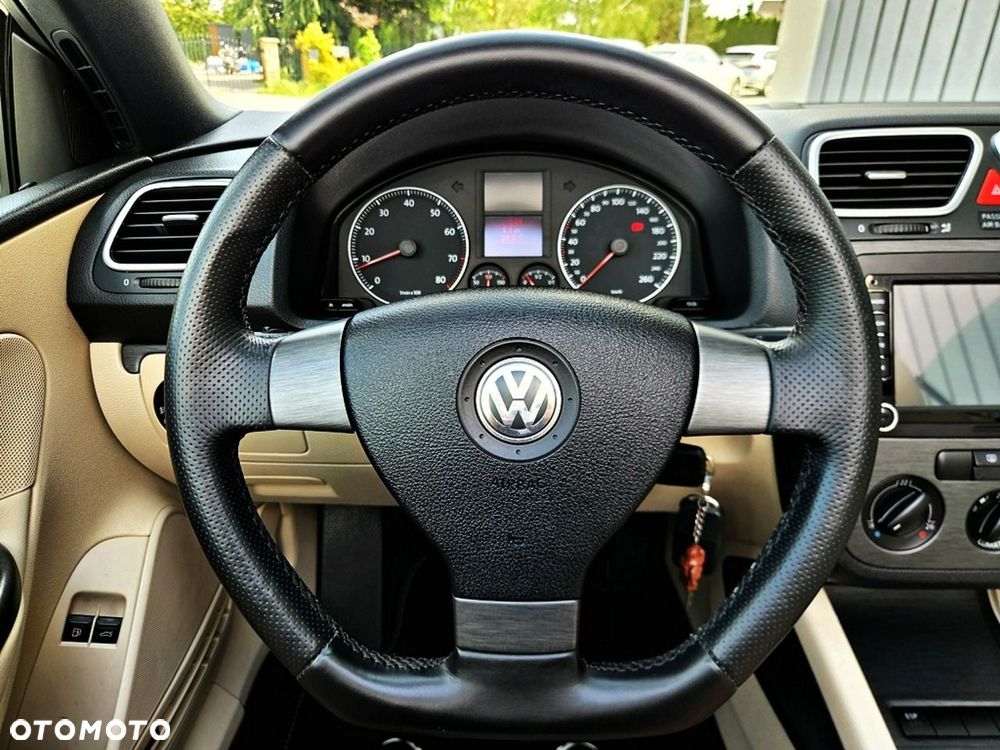 Volkswagen Eos - 11