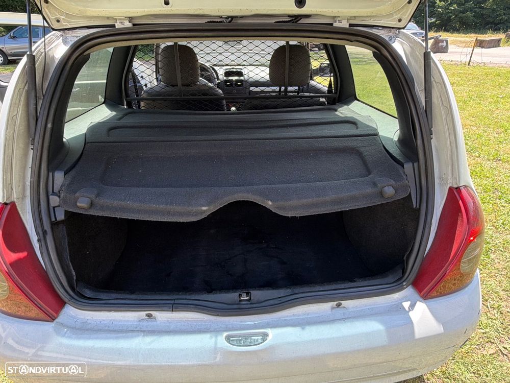 Renault Clio - 13