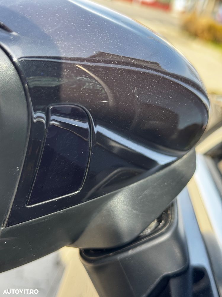 Volkswagen Passat 2.0 TDI SCR DSG Highline - 18