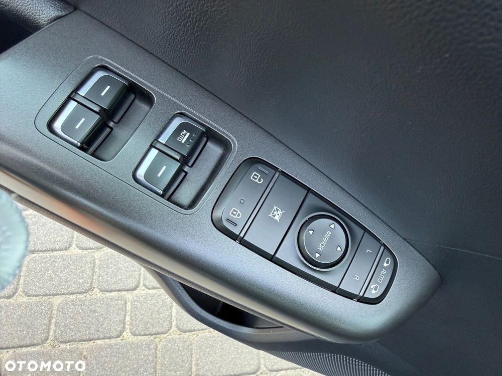 Kia Sportage 2.0 CRDI L 4WD - 29