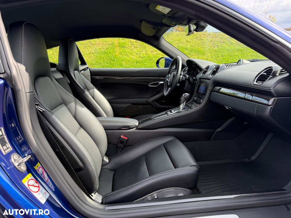 Porsche Cayman 718 PDK - 22