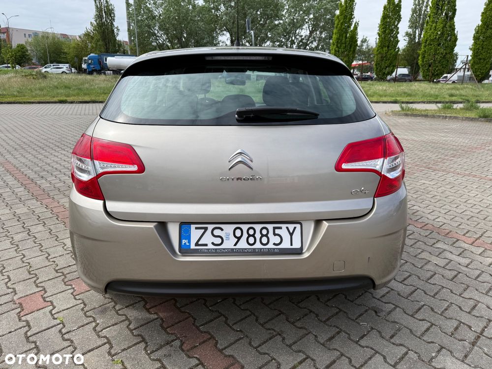 Citroën C4 1.6 VTi SX - 9