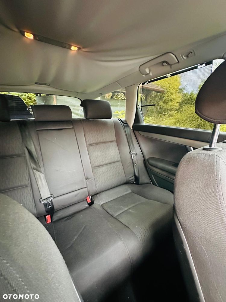 Audi A4 Avant 1.8 T - 8