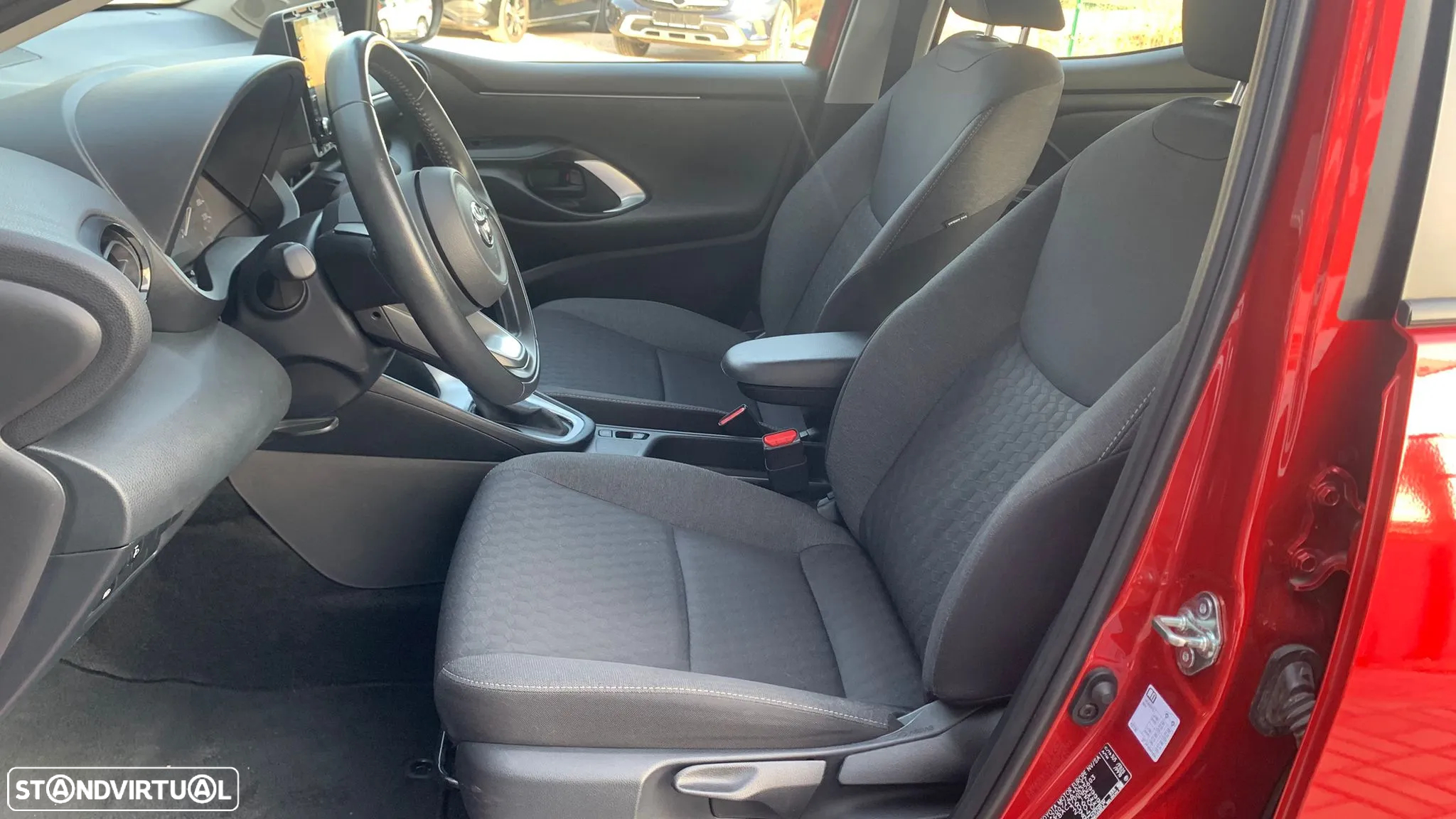 Toyota Yaris 1.5 HDF Comfort - 5