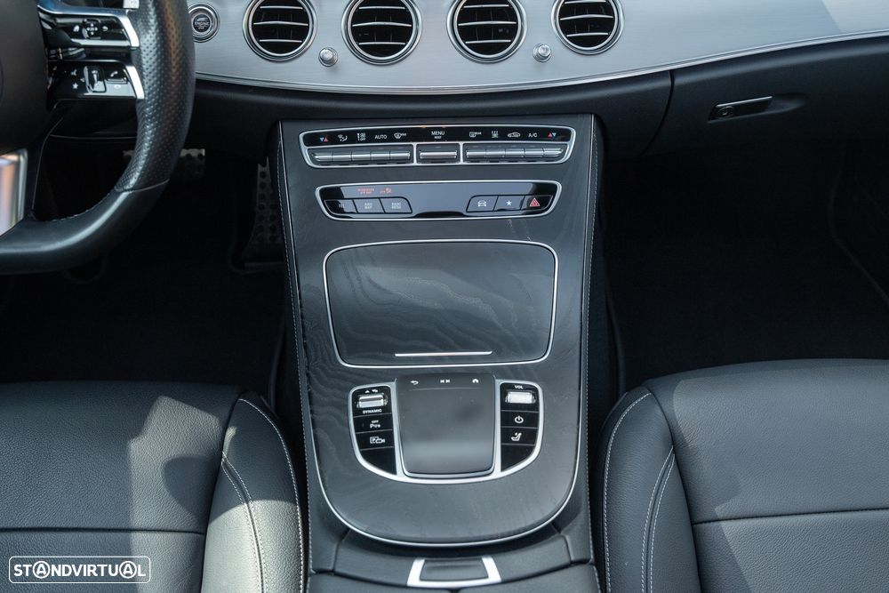 Mercedes-Benz E 300 e AMG Line - 23