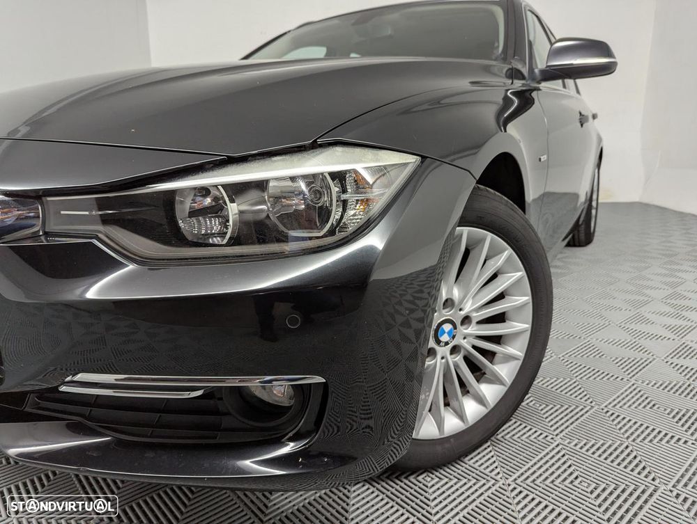 BMW 320 d Auto Line Luxury - 23