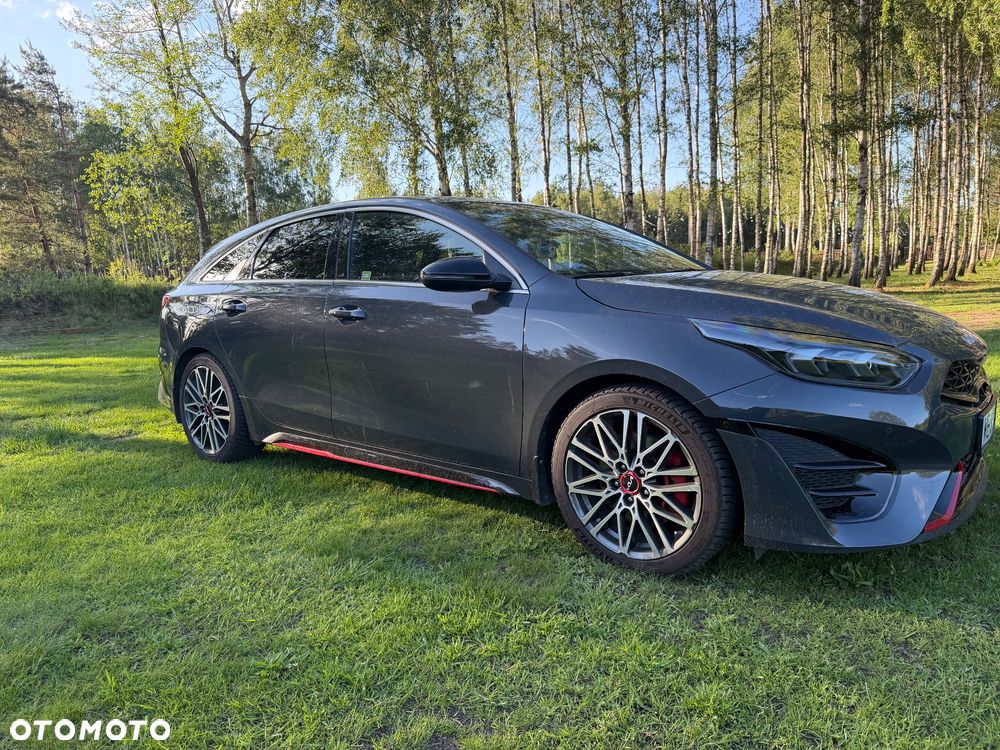 Kia ProCeed - 26