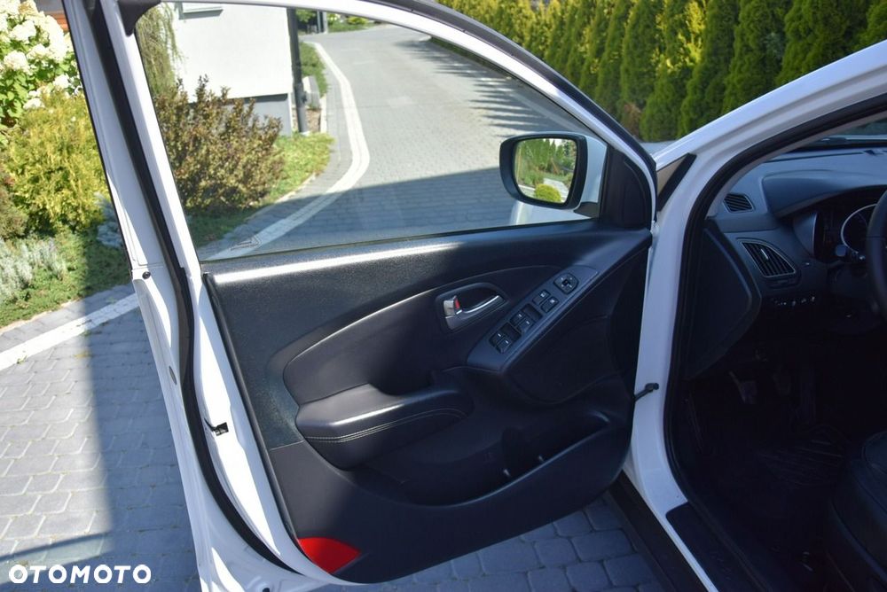 Hyundai ix35 1.6 2WD Classic - 16