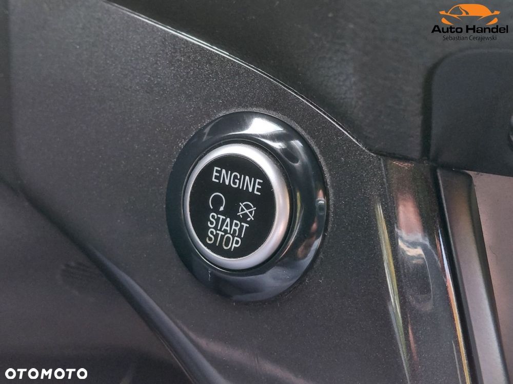 Ford Kuga 2.0 TDCi 4x4 ST-Line - 23