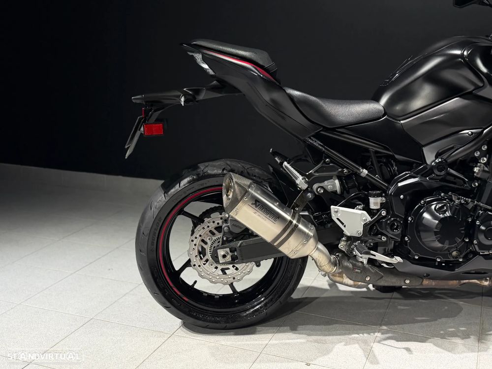 Kawasaki Z 900 - 17