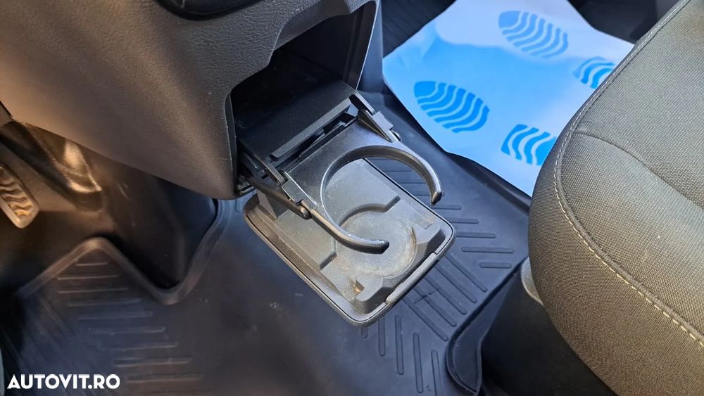 Ford Transit Custom Kombi 320 2.0 EcoBlue 130 CP L2H1 Trend - 39