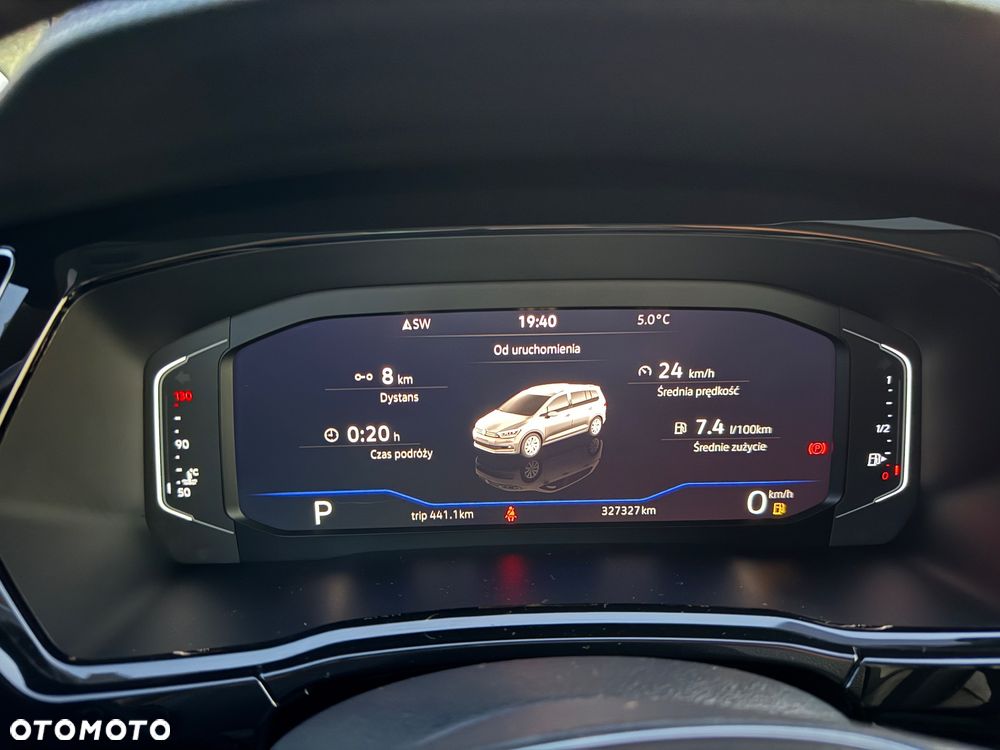 Volkswagen Touran 2.0 TDI SCR DSG Highline - 33