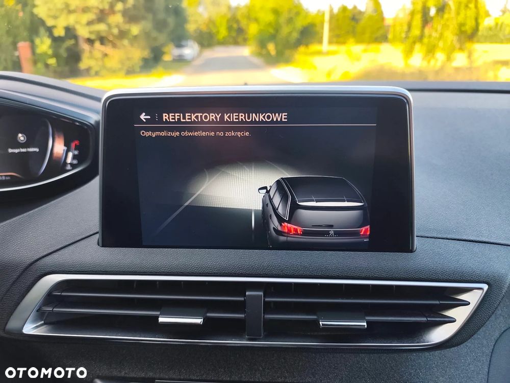 Peugeot 5008 PureTech 180 EAT8 Stop & Start GT Pack - 21