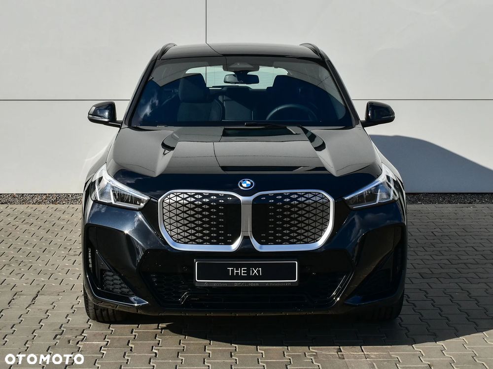 BMW iX1 xDrive30 - 5