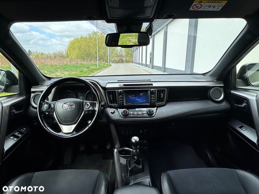 Toyota RAV4 2.0 D-4D 4x2 Start-Stop Executive - 6