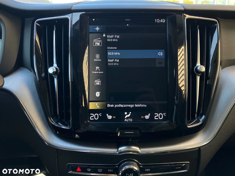 Volvo XC 60 D4 AWD Momentum - 26