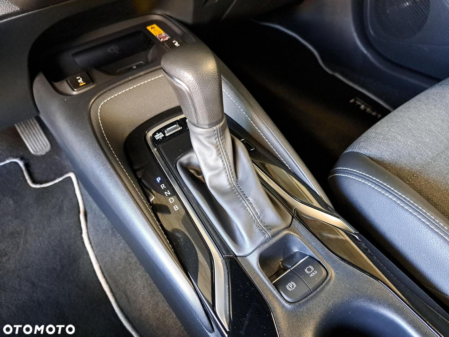 Toyota Corolla 1.8 Hybrid Style - 27