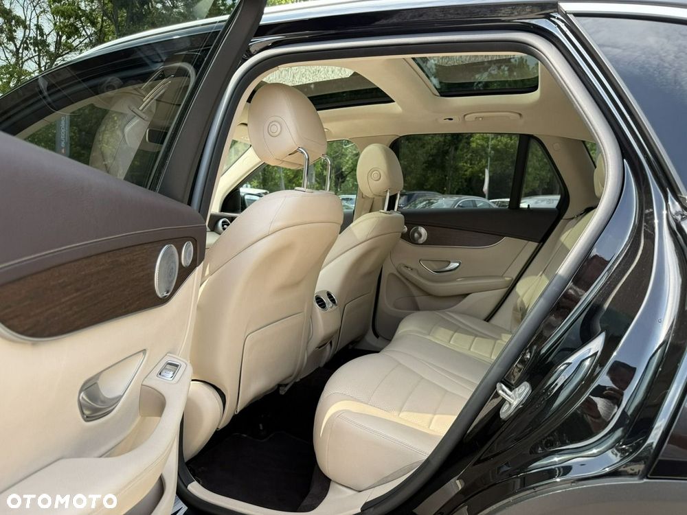 Mercedes-Benz GLC 220 d 4-Matic - 12