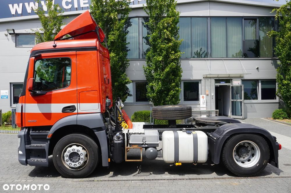 Mercedes-Benz Actros 1833 / 260 tys. km - 2