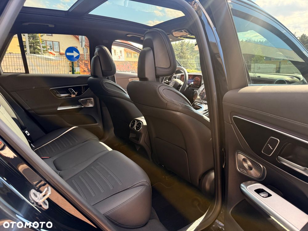 Mercedes-Benz GLC - 23