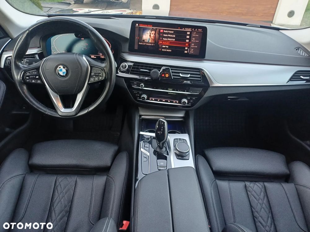 BMW Seria 5 520d M Sport Edition - 28