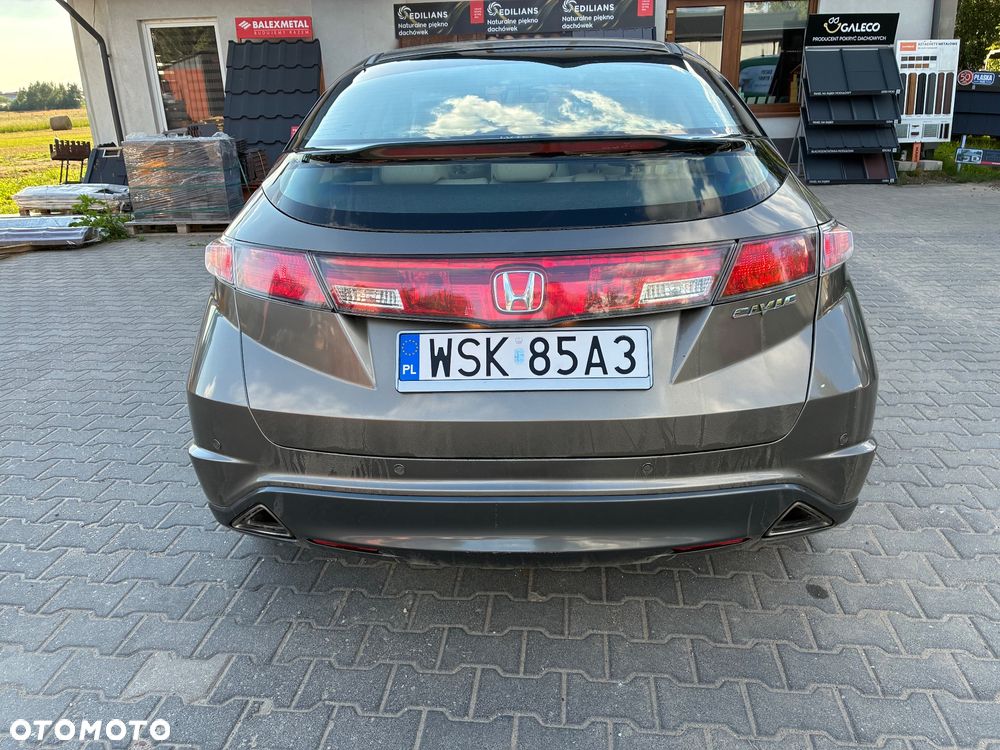 Honda Civic 1.8 Comfort - 3