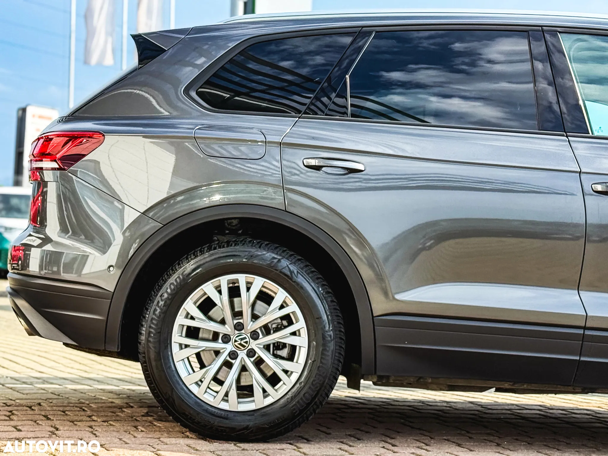 Volkswagen Touareg V6 TDI Style - 36